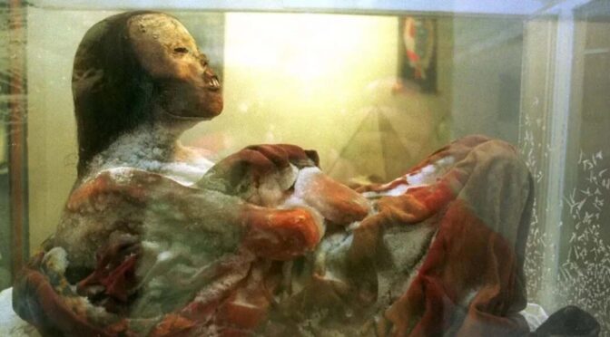 Archaeologists Reveal the Face of Peru’s ‘Ice Maiden’ Mummy